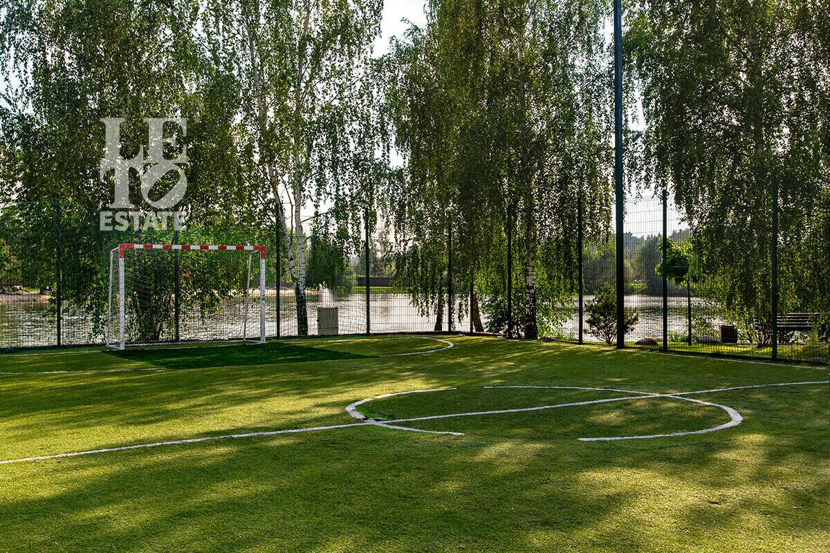 1-этажный коттедж 640 м² без отделки