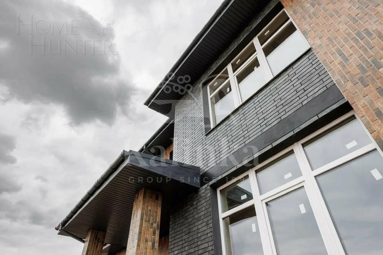 2-этажный коттедж 302 м² без отделки