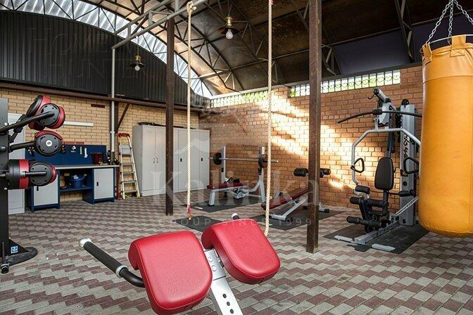 3-этажный коттедж 800 м² с отделкой