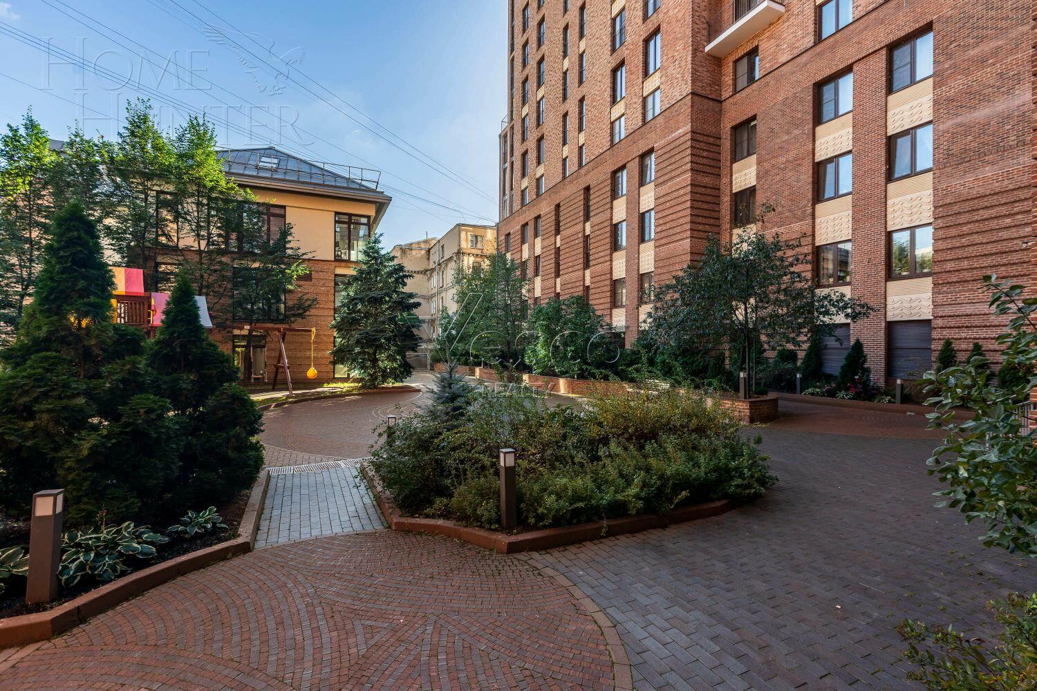 2-КОМН. КВАРТИРА С ОТДЕЛКОЙ 100 М² НА 2 ЭТАЖЕ