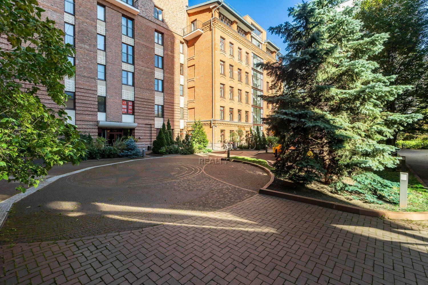 2-КОМН. КВАРТИРА С ОТДЕЛКОЙ 100 М² НА 2 ЭТАЖЕ