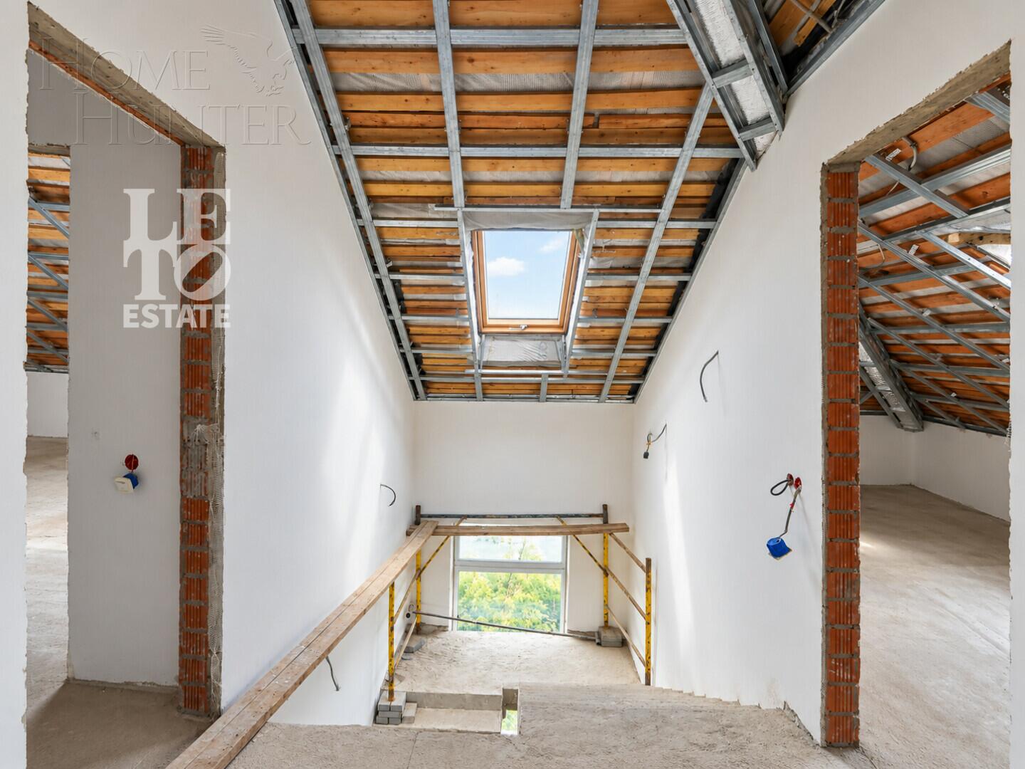 1-этажный коттедж 640 м² без отделки