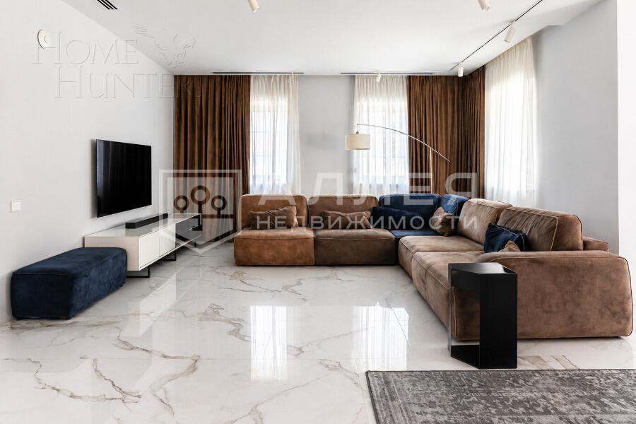 2-этажный коттедж 560 м² с отделкой