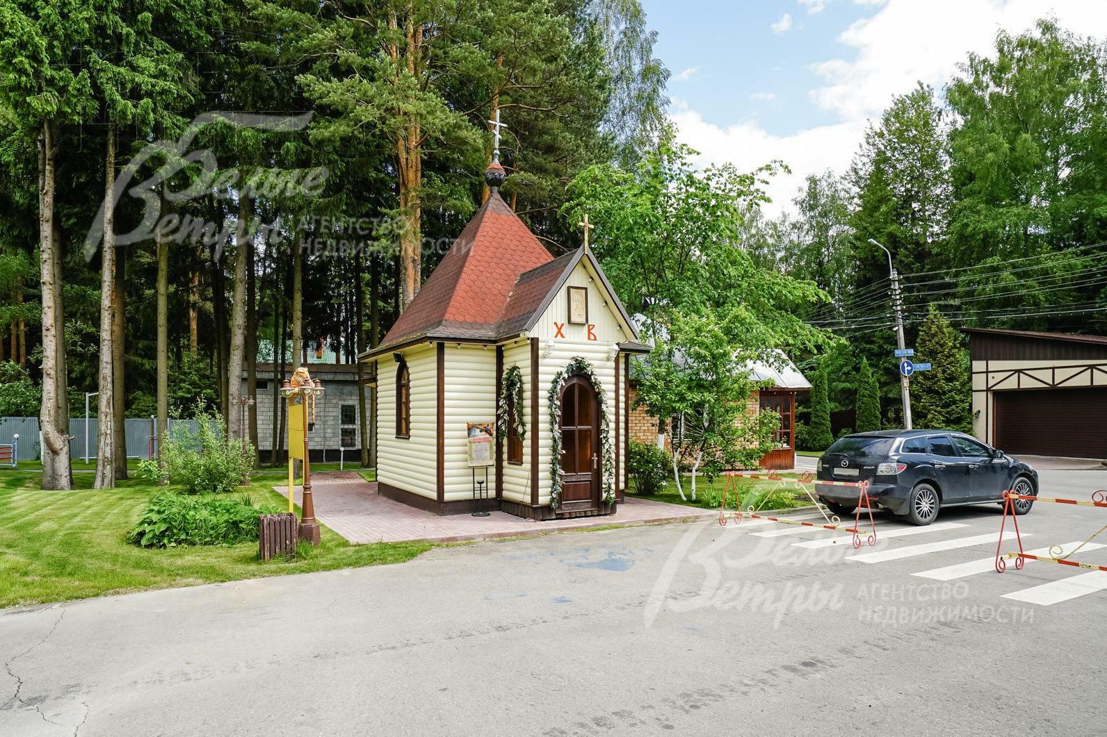 4-этажный коттедж 880 м² с отделкой