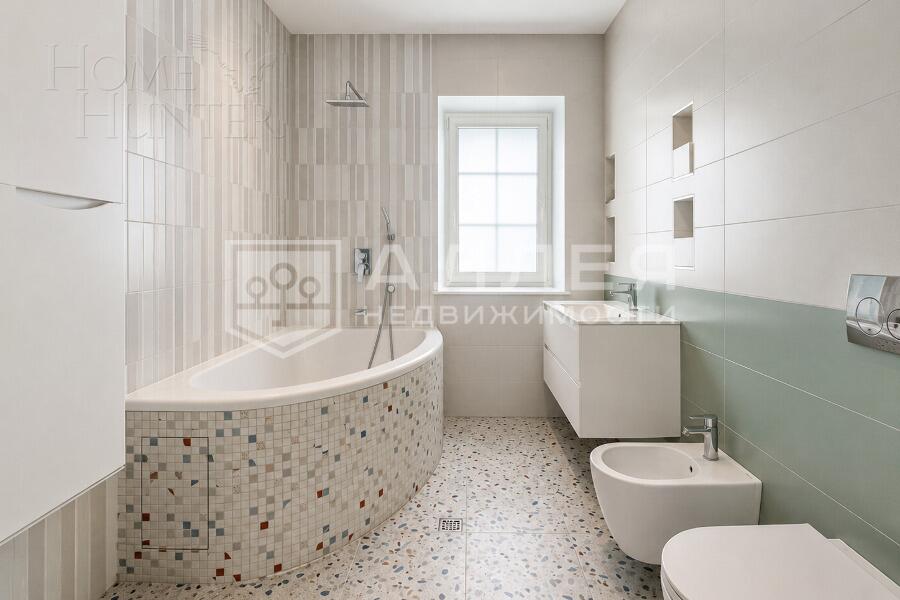 2-этажный коттедж 560 м² с отделкой