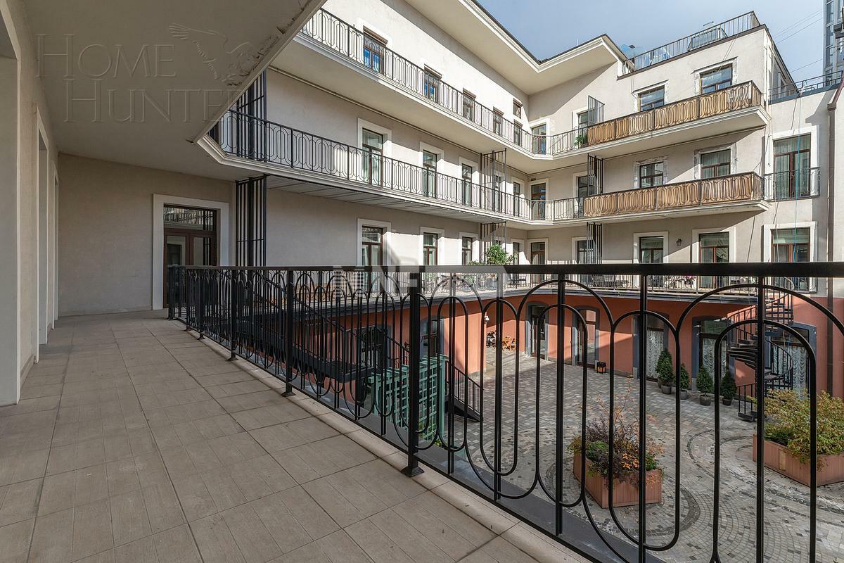 5-КОМН. АПАРТАМЕНТЫ БЕЗ ОТДЕЛКИ 284.8 М² НА 2 ЭТАЖЕ