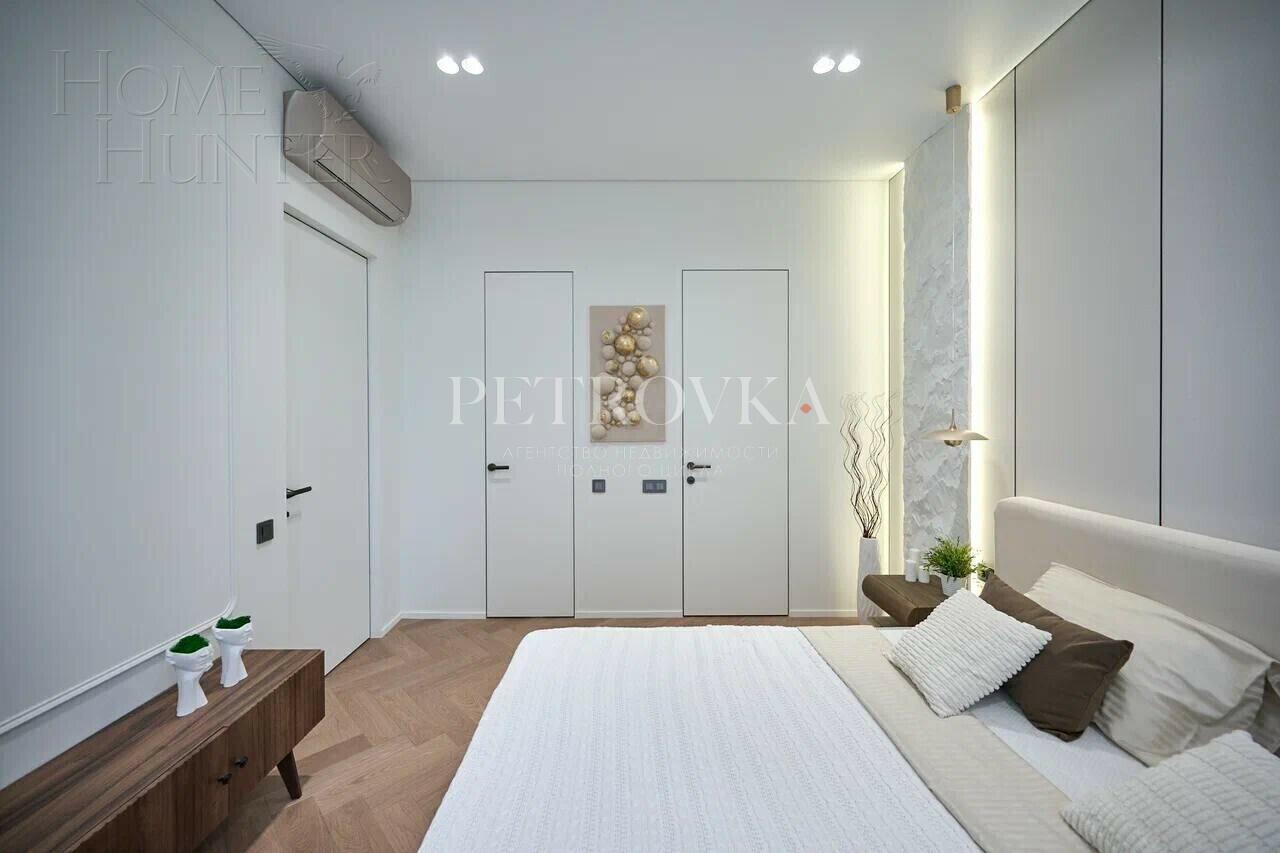 4-КОМН. КВАРТИРА С ОТДЕЛКОЙ 97.5 М² НА 17 ЭТАЖЕ