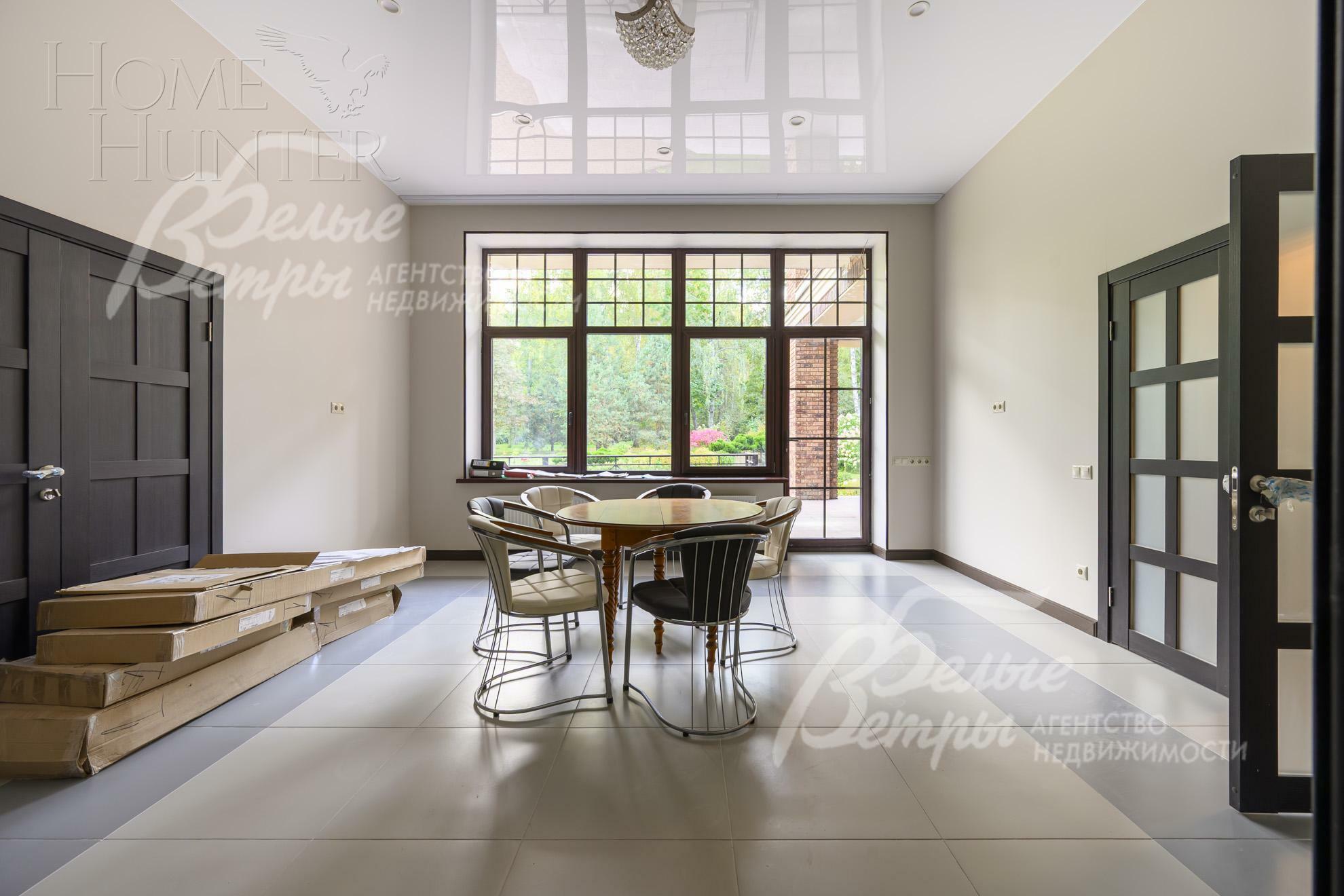 3-этажный коттедж 1 830 м² без отделки