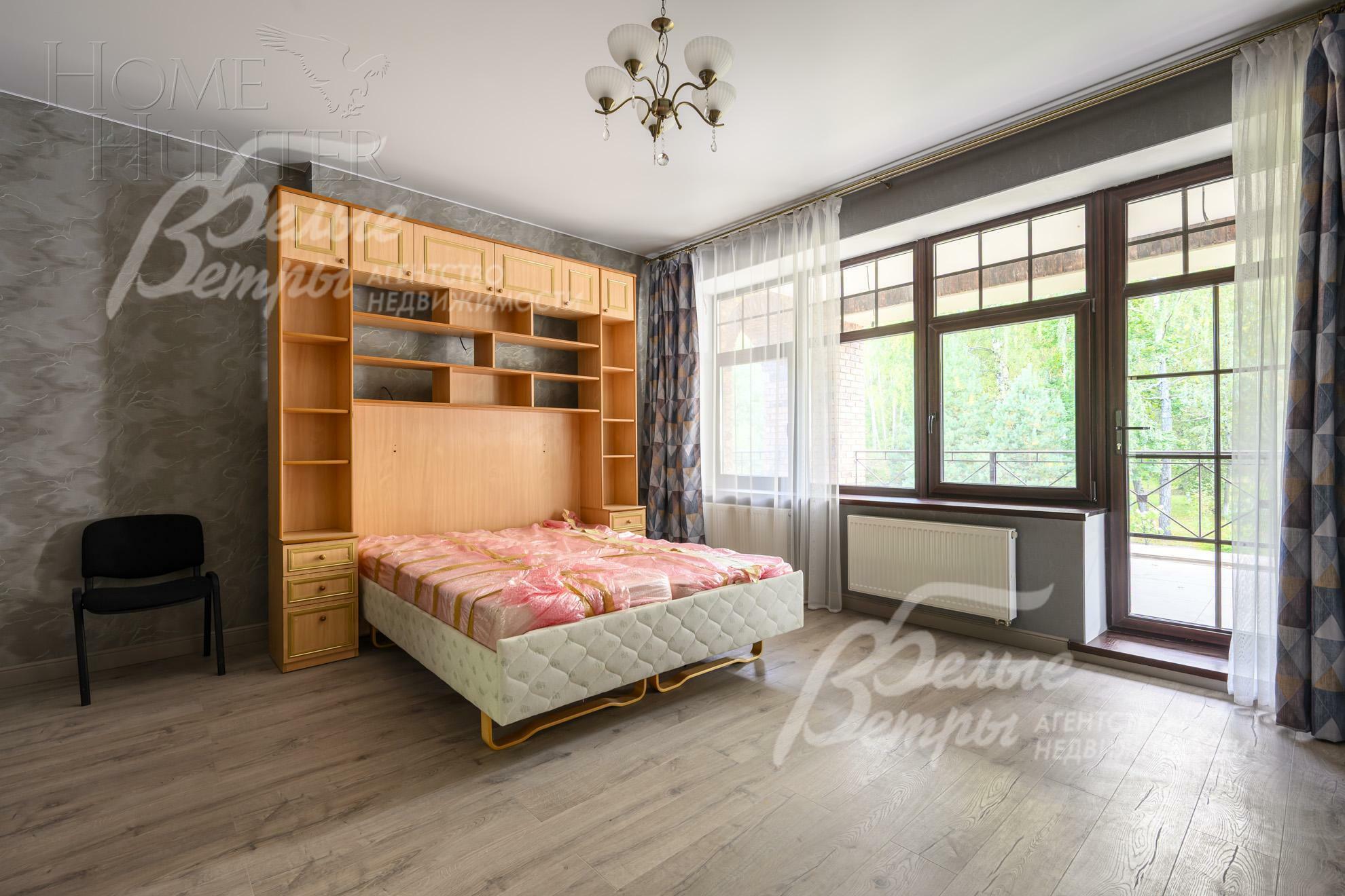 3-этажный коттедж 1 830 м² без отделки