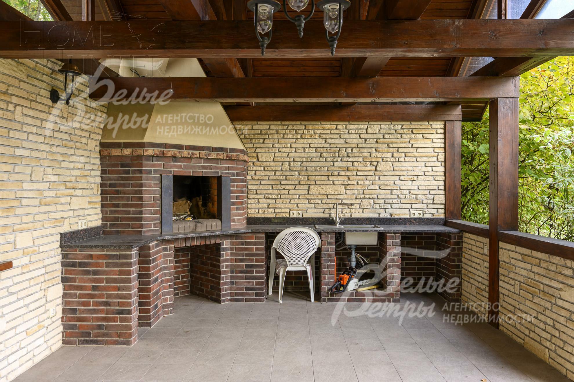 3-этажный коттедж 1 830 м² без отделки