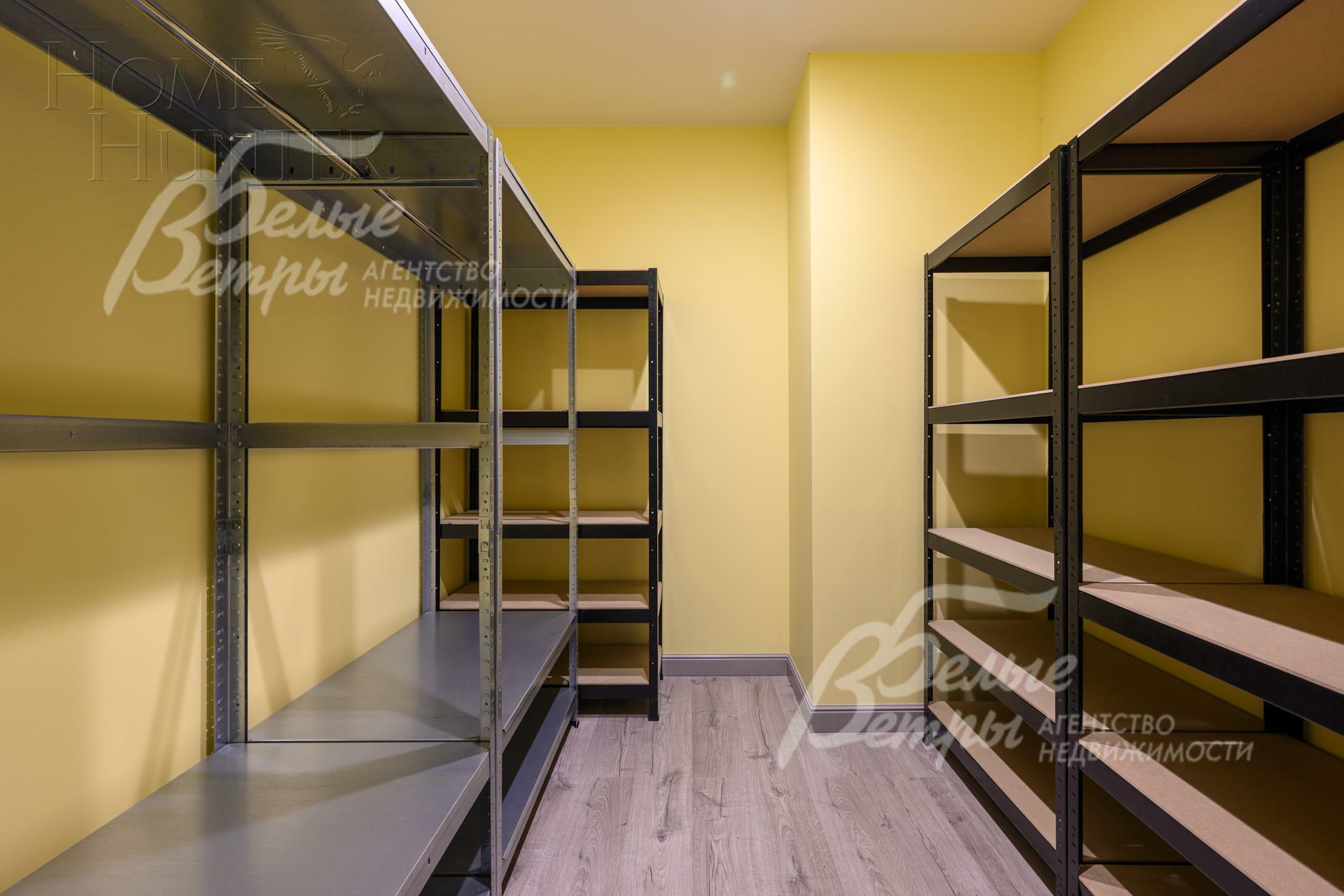 3-этажный коттедж 1 830 м² без отделки