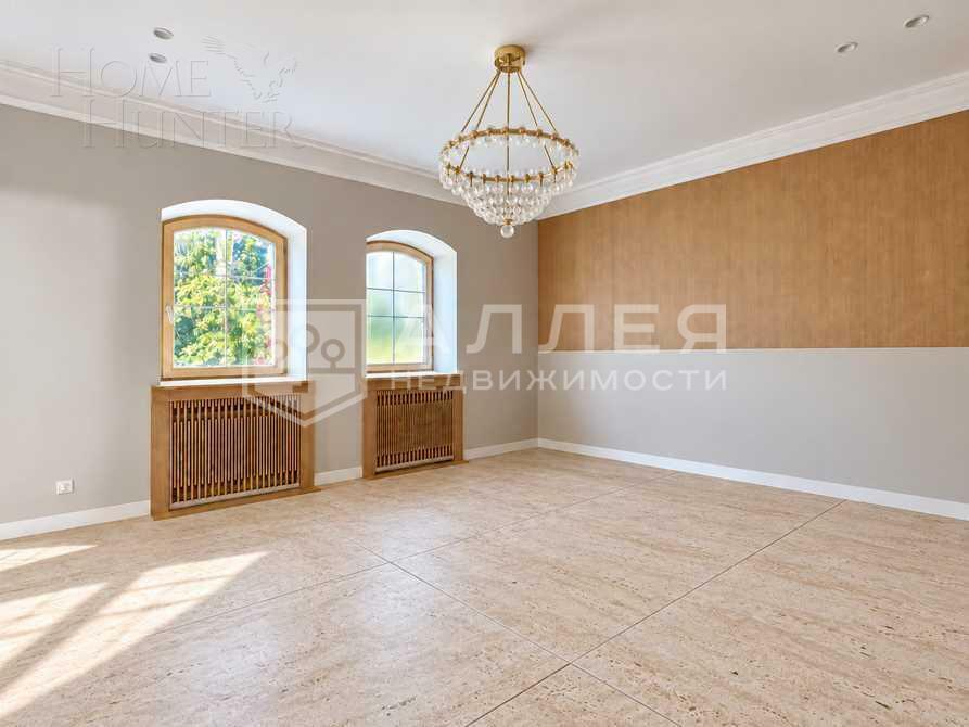 3-этажный коттедж 350 м² с отделкой