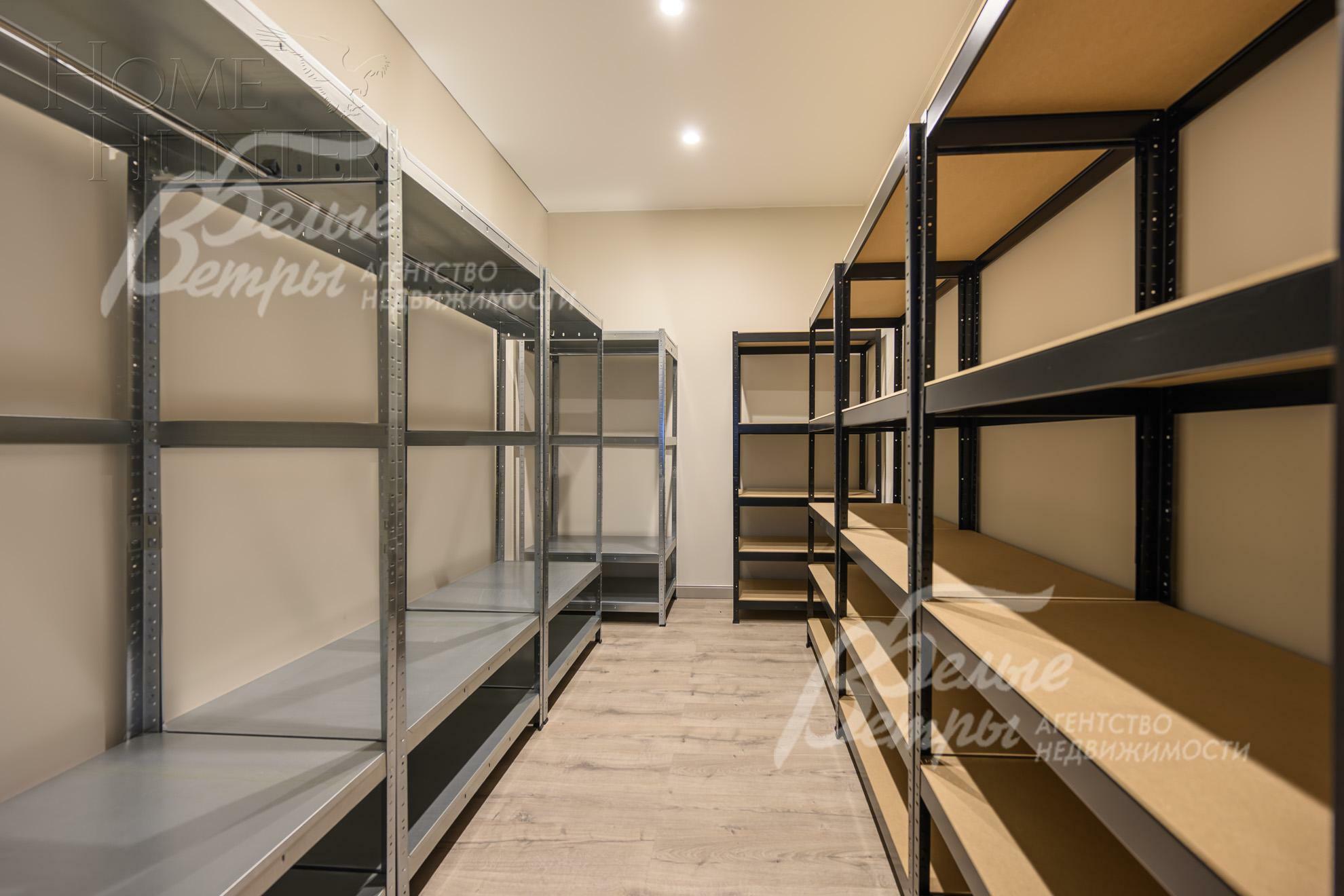 3-этажный коттедж 1 830 м² без отделки