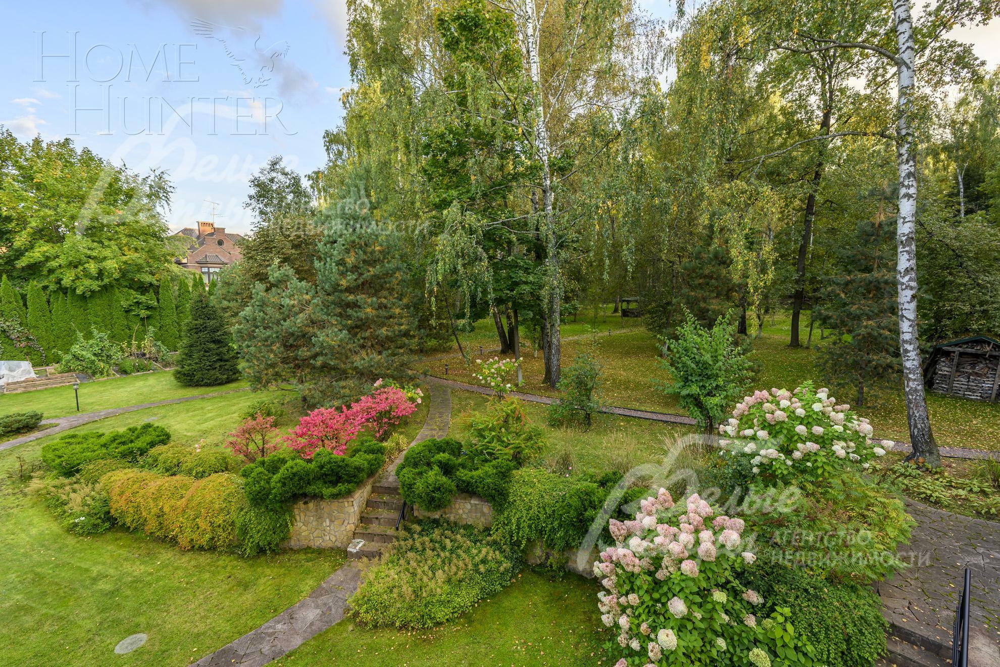 3-этажный коттедж 1 830 м² без отделки