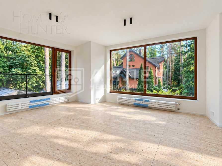 3-этажный коттедж 350 м² с отделкой