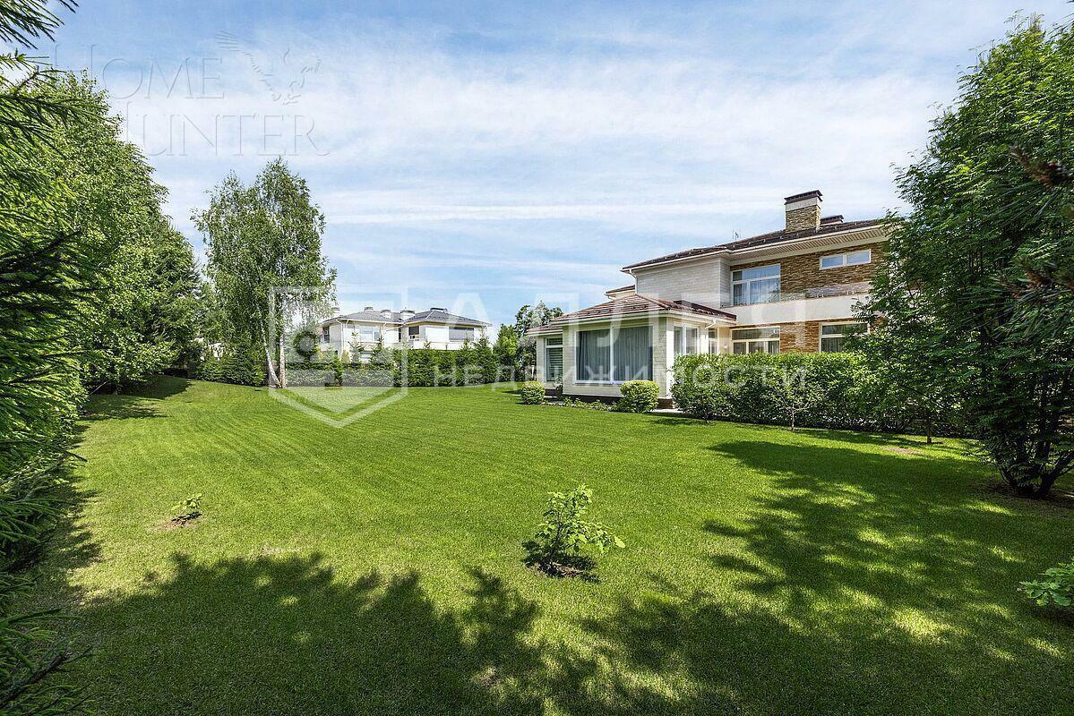 2-этажный коттедж 900 м² с отделкой