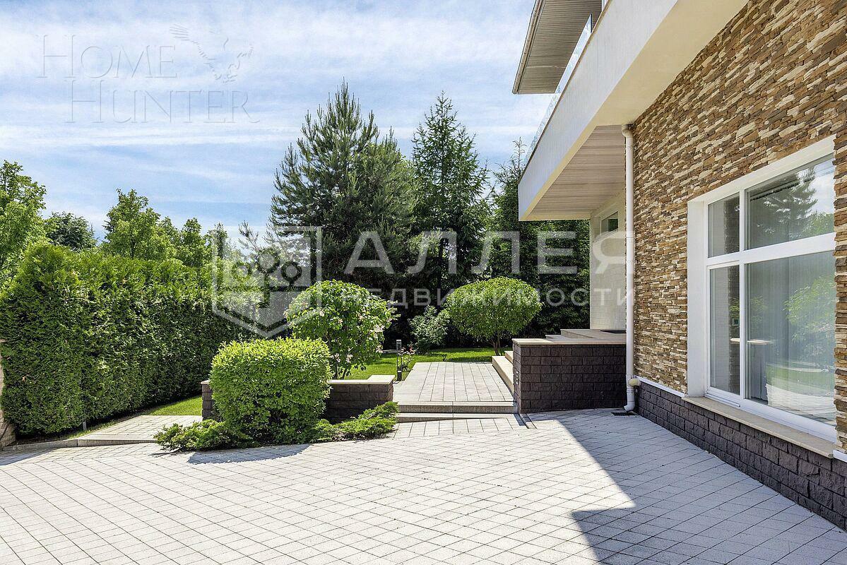 2-этажный коттедж 900 м² с отделкой