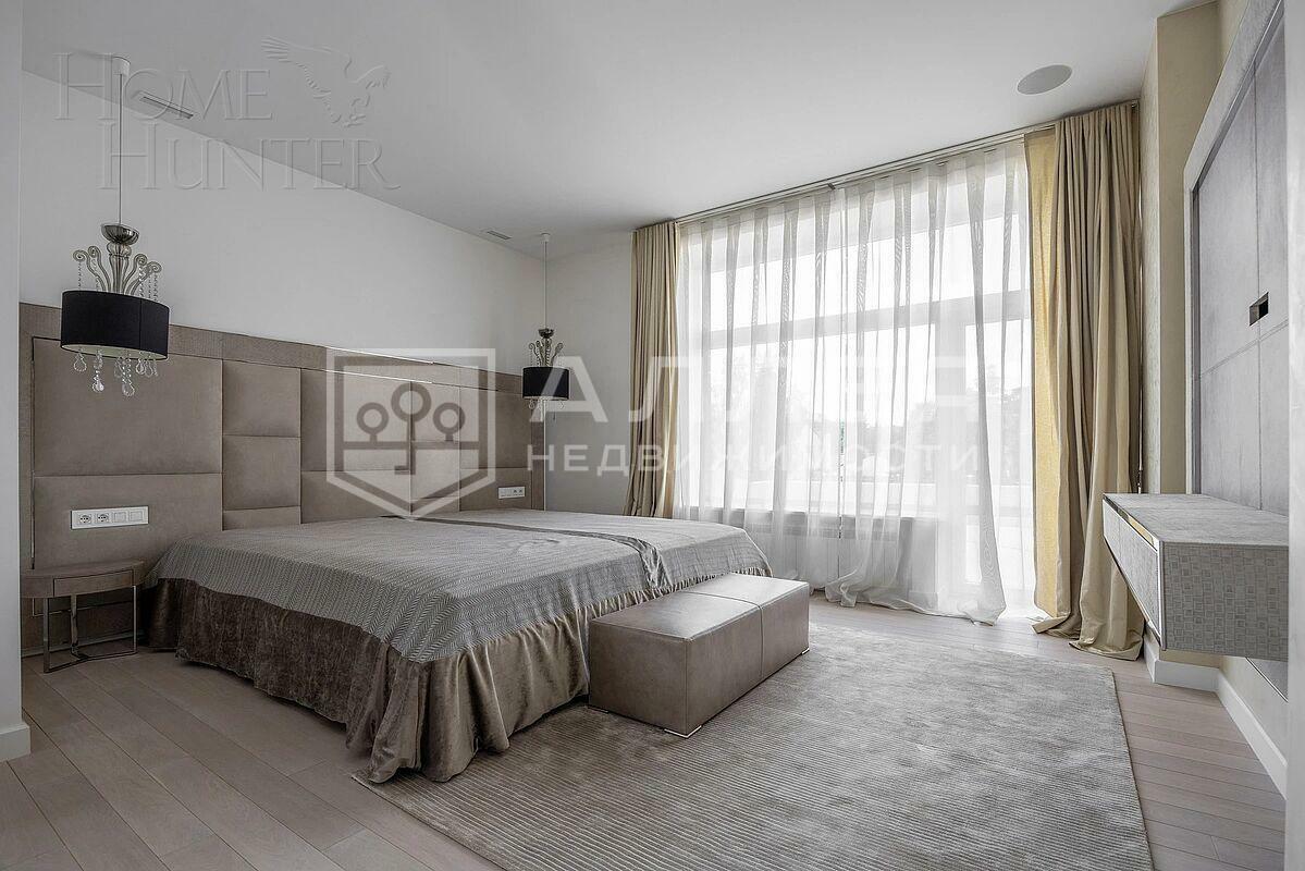 2-этажный коттедж 900 м² с отделкой