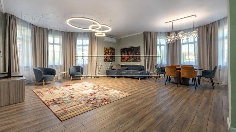 2-этажный коттедж 400 м² с отделкой