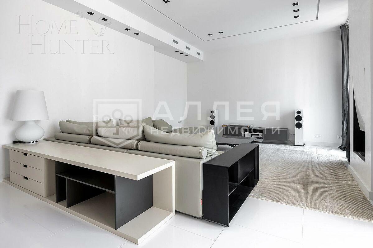 2-этажный коттедж 900 м² с отделкой