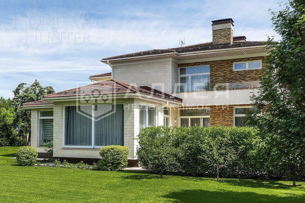 2-этажный коттедж 900 м² с отделкой