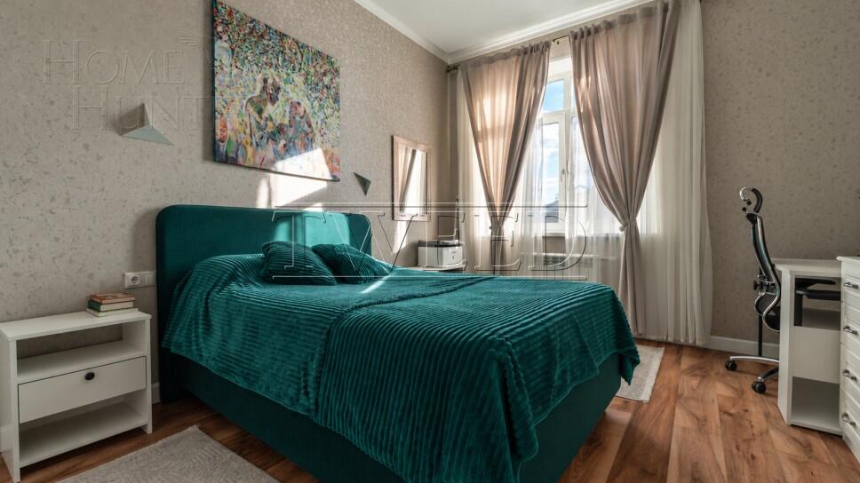2-этажный коттедж 400 м² с отделкой