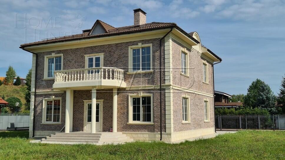 2-этажный коттедж 460 м² без отделки