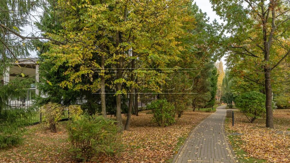 2-этажный коттедж 500 м² с отделкой