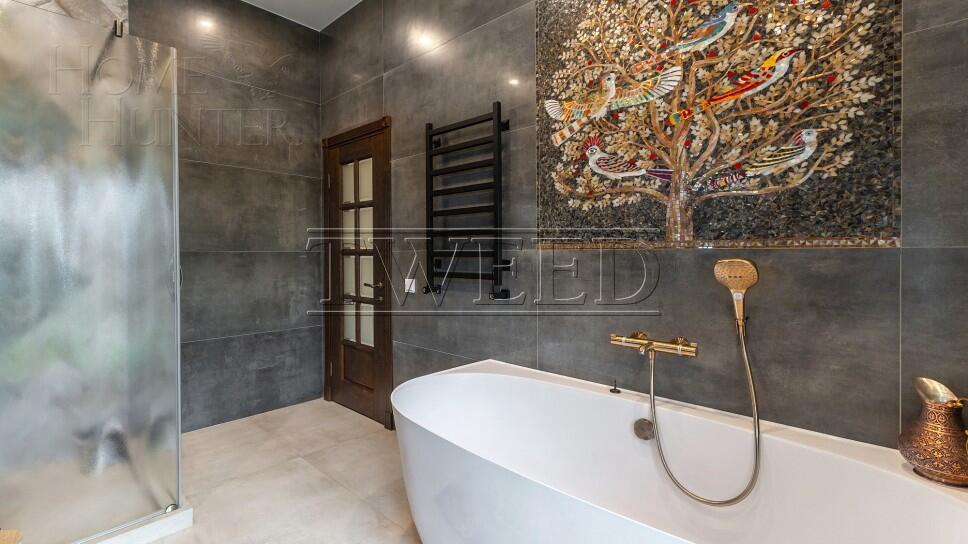2-этажный коттедж 450 м² с отделкой