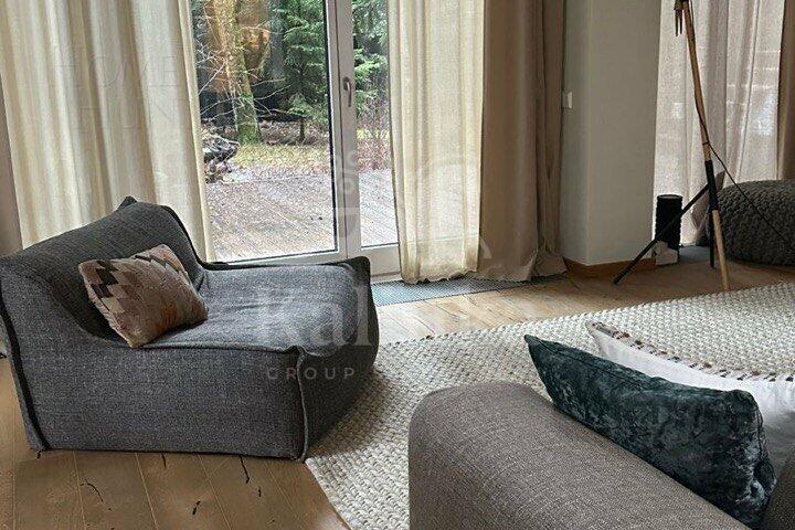 3-этажный коттедж 450 м² с отделкой