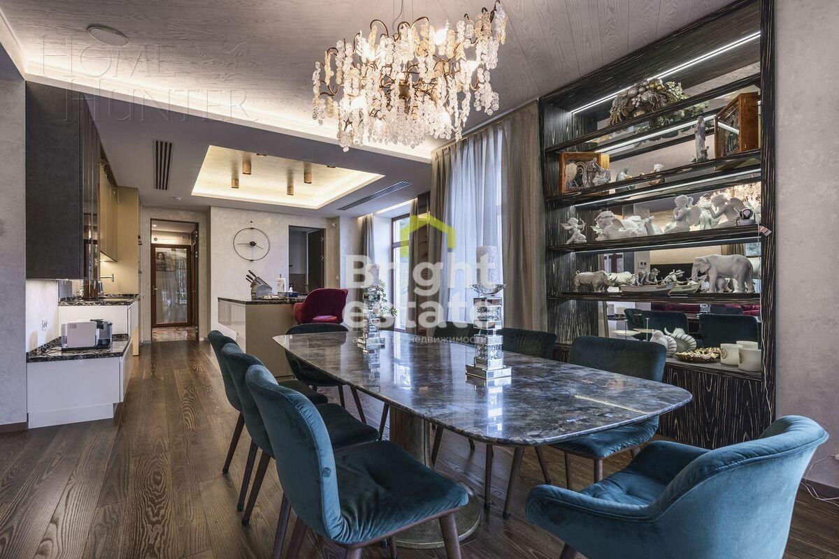 3-этажный коттедж 630 м² с отделкой