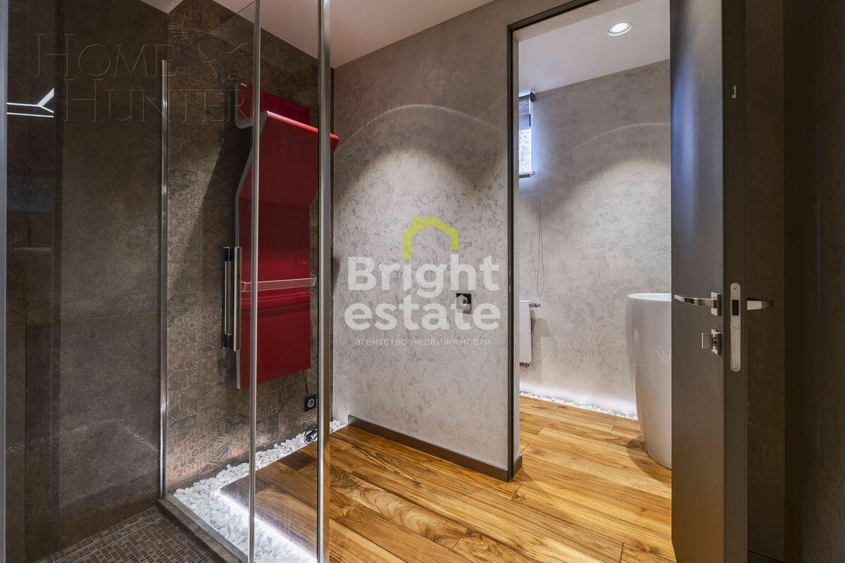 3-этажный коттедж 630 м² с отделкой
