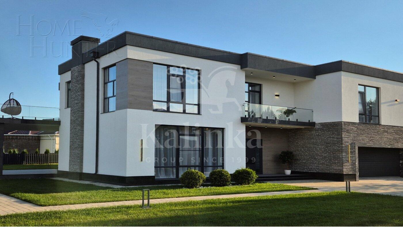 2-этажный коттедж 520 м² с отделкой