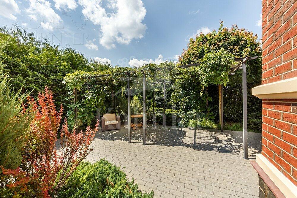 3-этажный коттедж 400 м² с отделкой