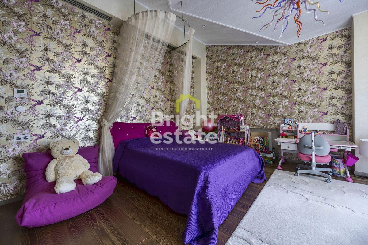 3-этажный коттедж 630 м² с отделкой