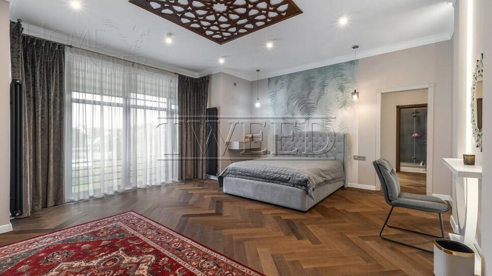 2-этажный коттедж 450 м² с отделкой