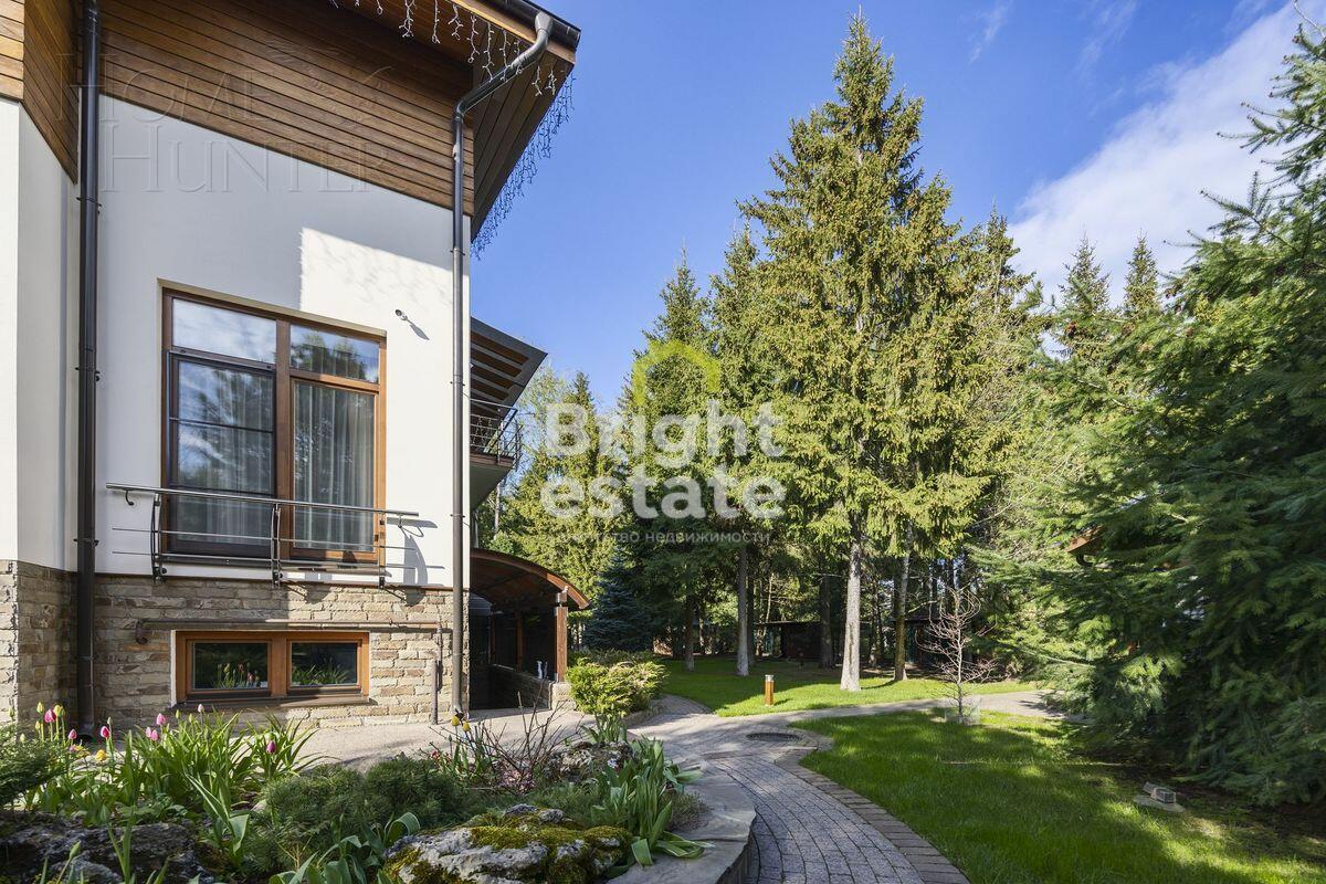 3-этажный коттедж 630 м² с отделкой