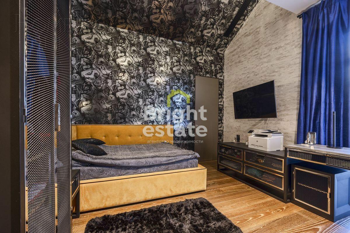 3-этажный коттедж 630 м² с отделкой