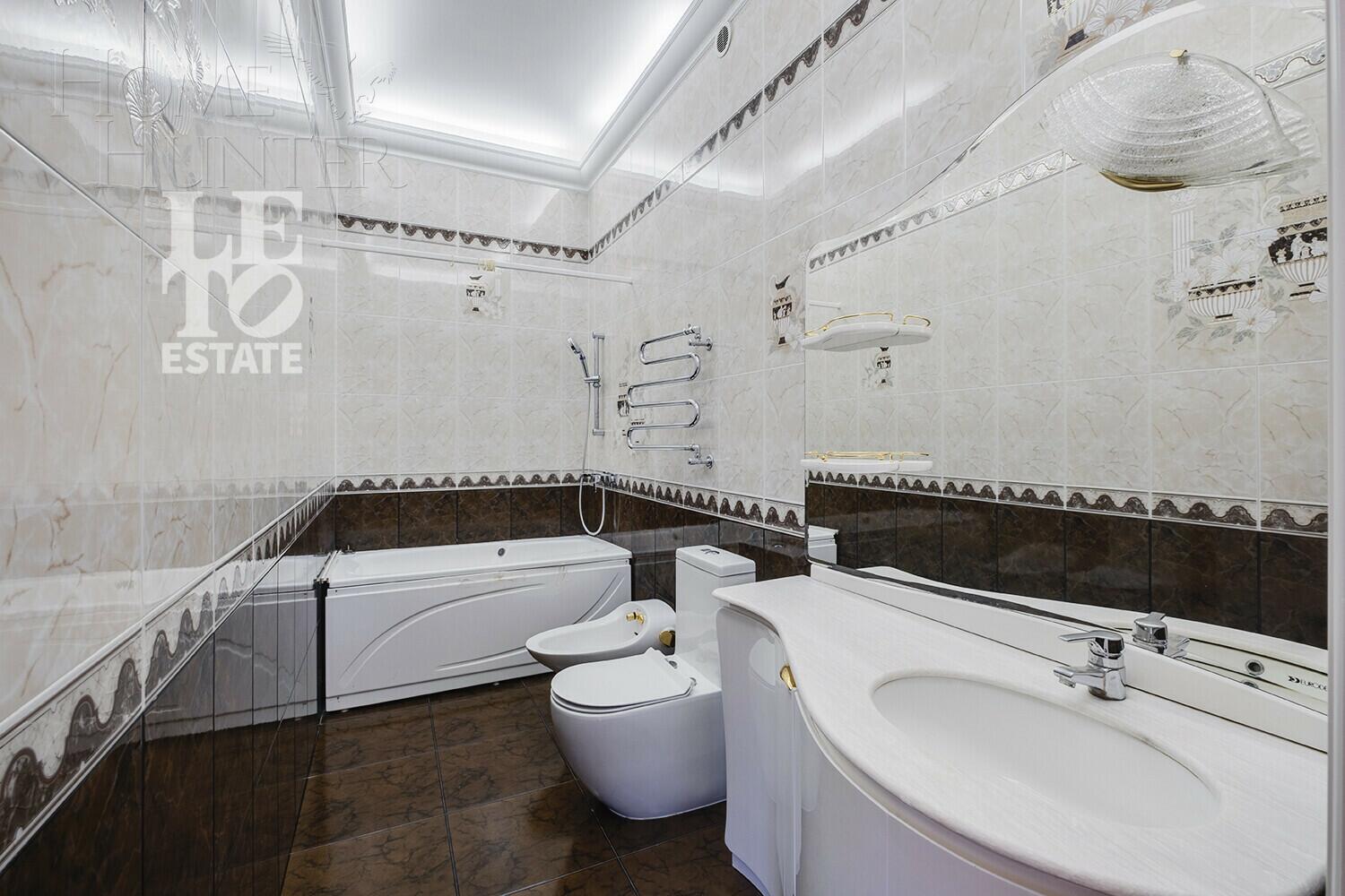 1-этажный коттедж 813 м² с отделкой