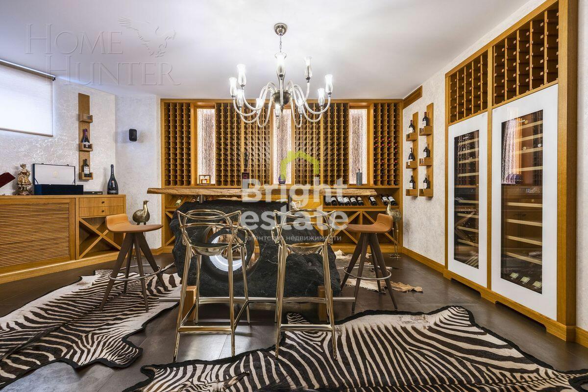3-этажный коттедж 630 м² с отделкой