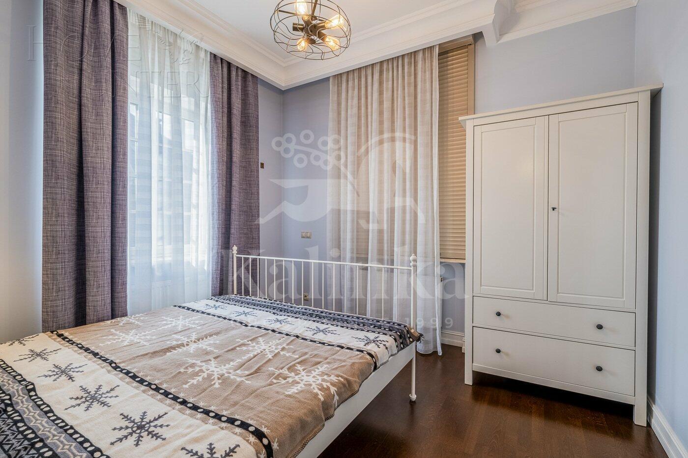 3-этажный коттедж 400 м² с отделкой