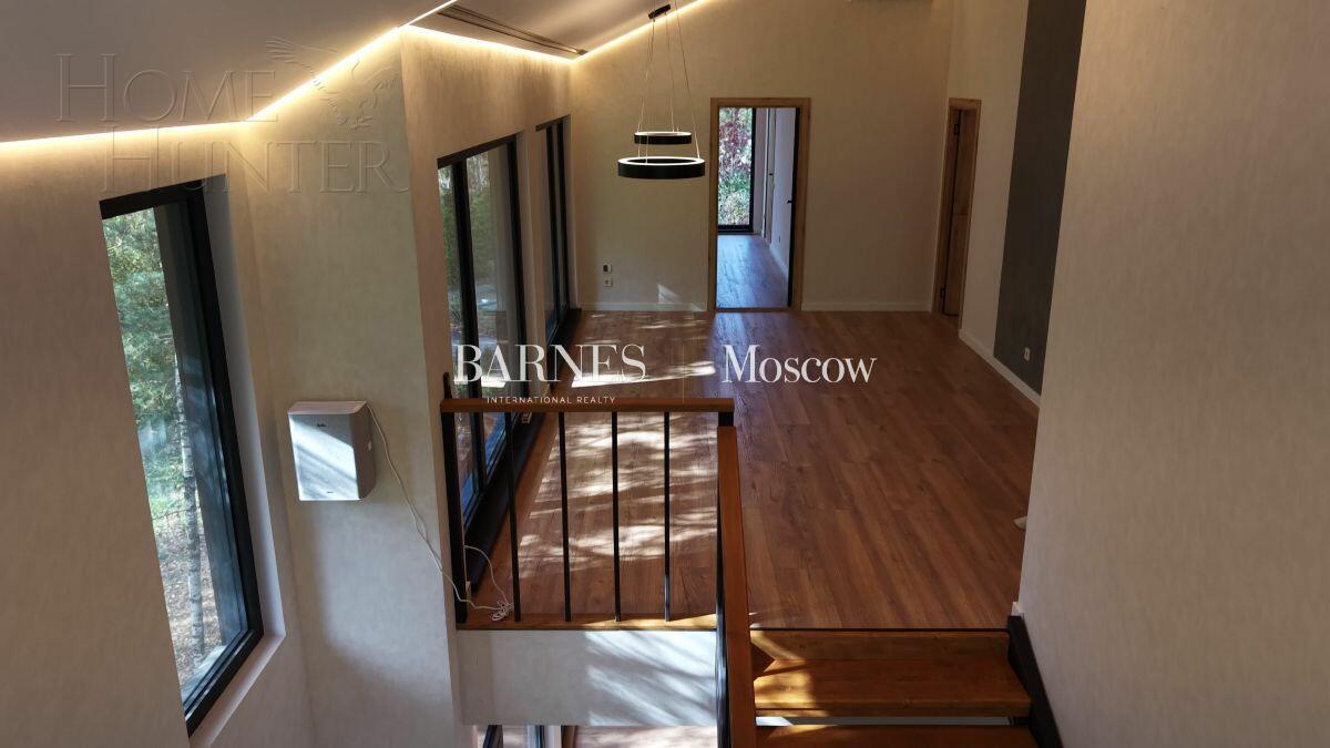 2-этажный коттедж 260 м² с отделкой