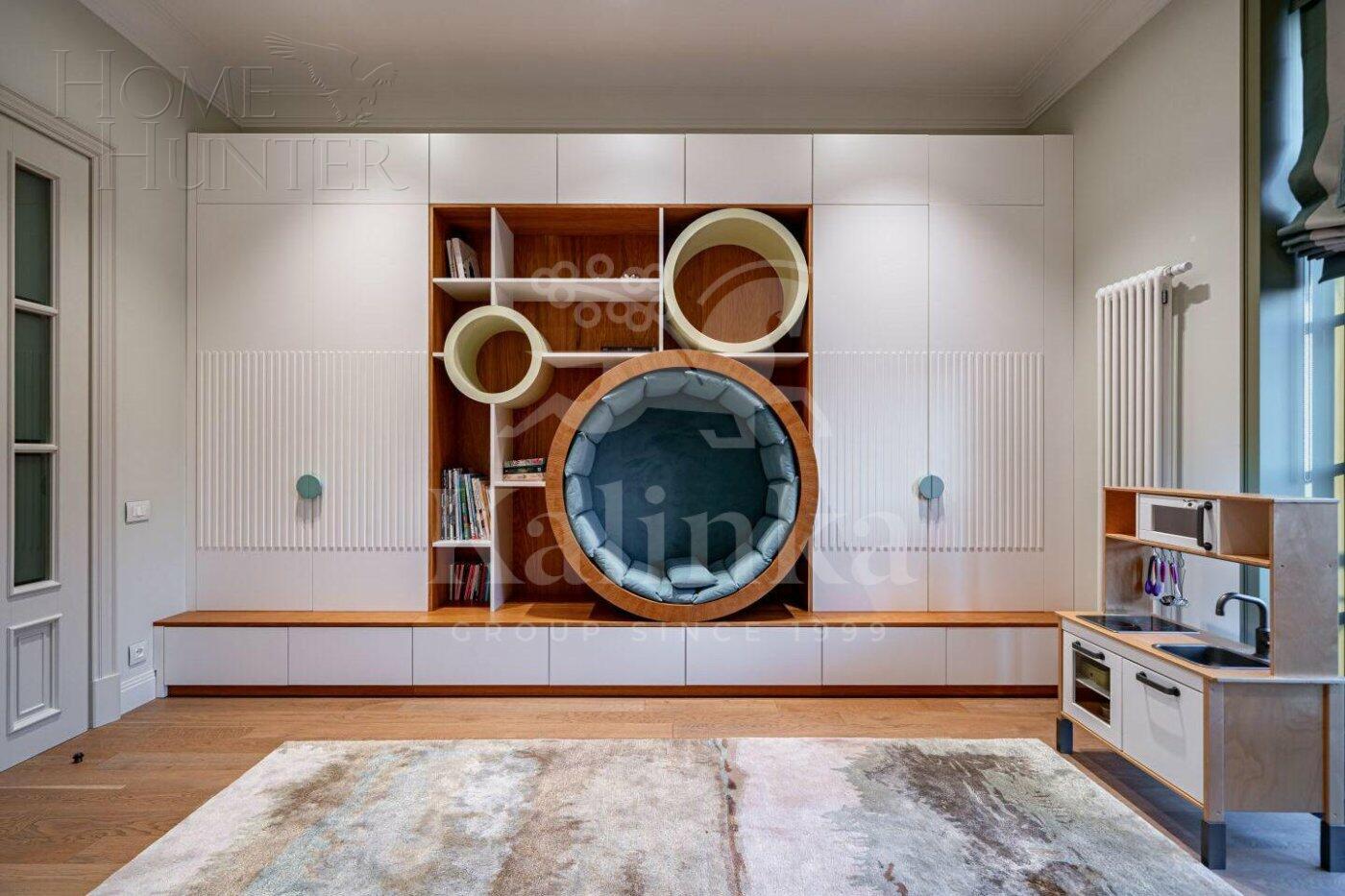 2-этажный коттедж 606.5 м² с отделкой