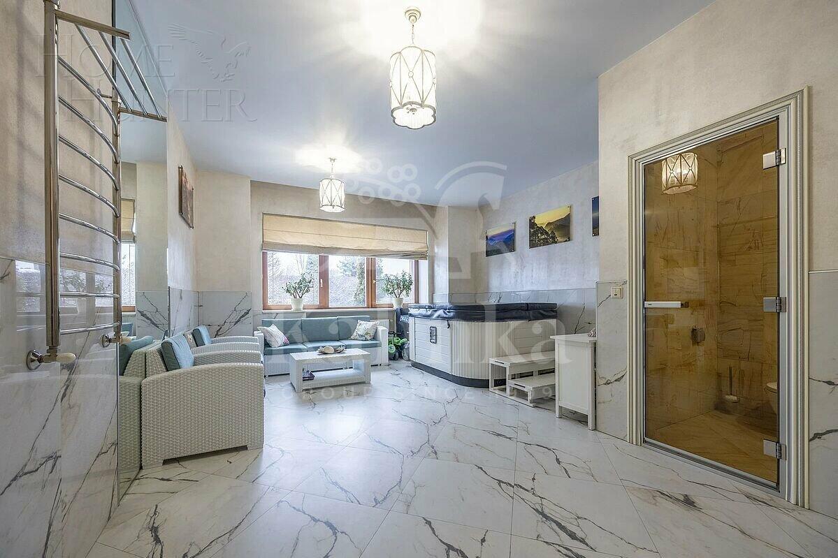 3-этажный коттедж 800 м² с отделкой