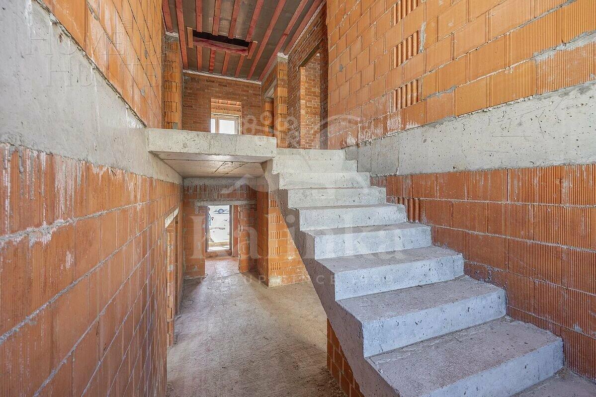 2-этажный коттедж 234.9 м² без отделки