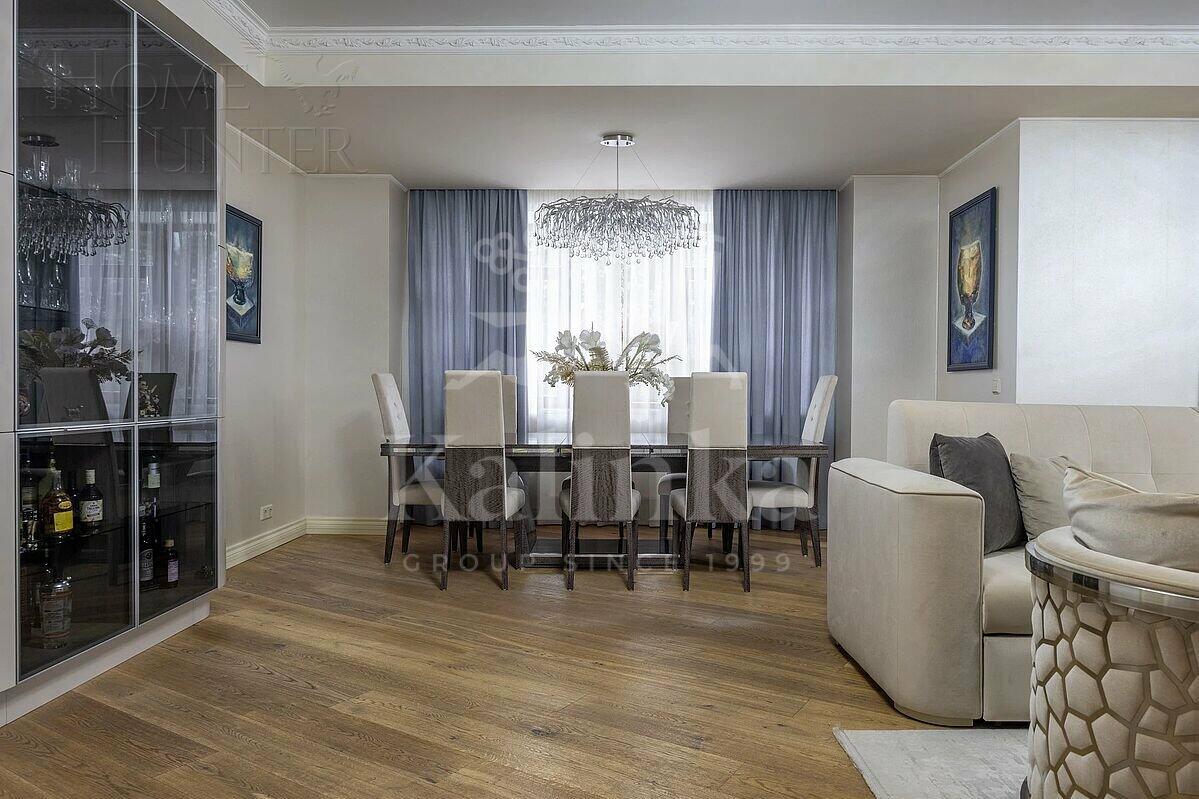 3-этажный коттедж 800 м² с отделкой