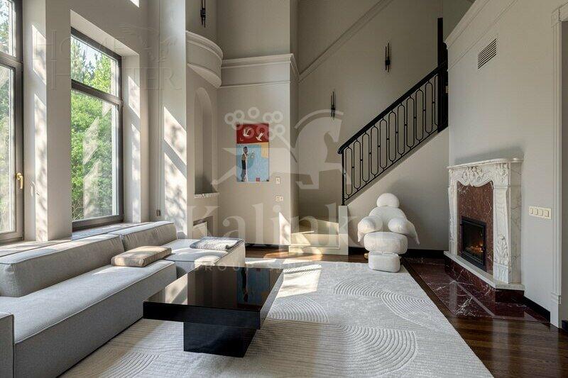 3-этажный коттедж 250 м² с отделкой