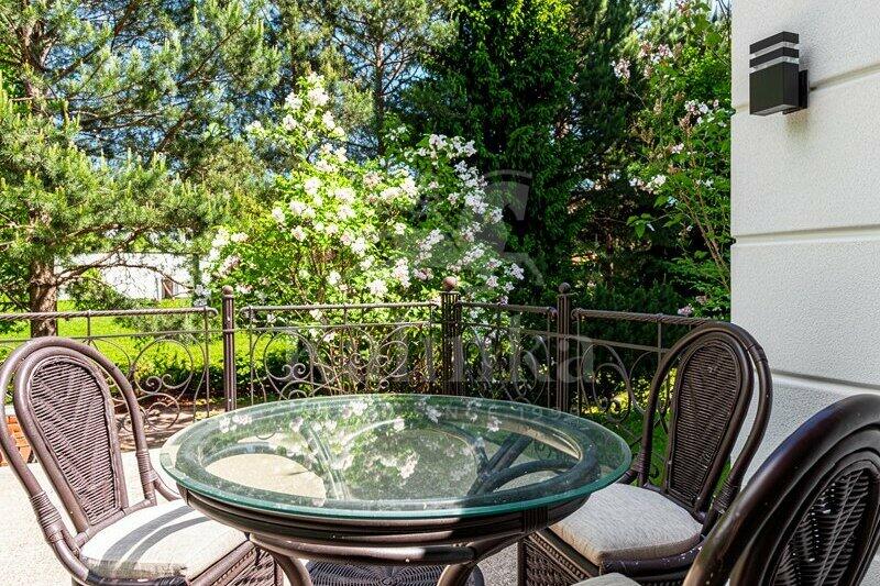 3-этажный коттедж 250 м² с отделкой