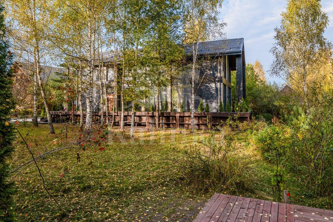 2-этажный коттедж 260 м² с отделкой