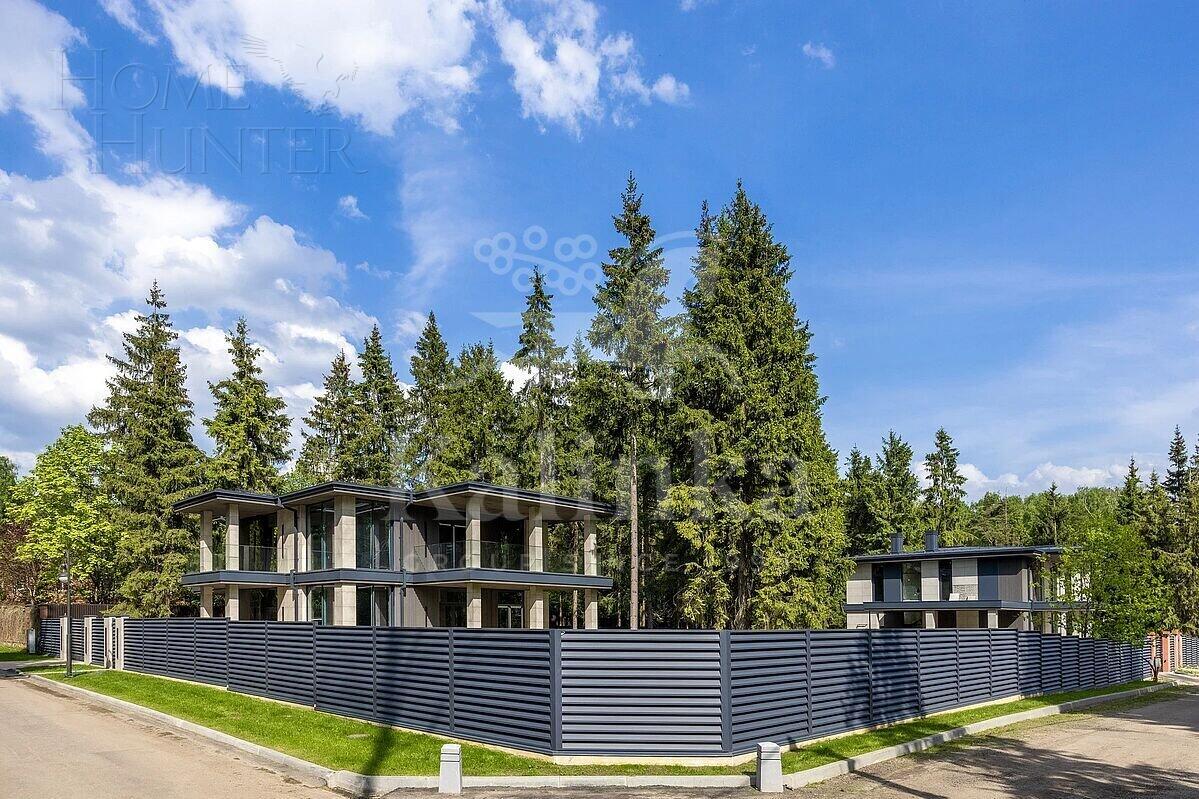 2-этажный коттедж 300 м² без отделки